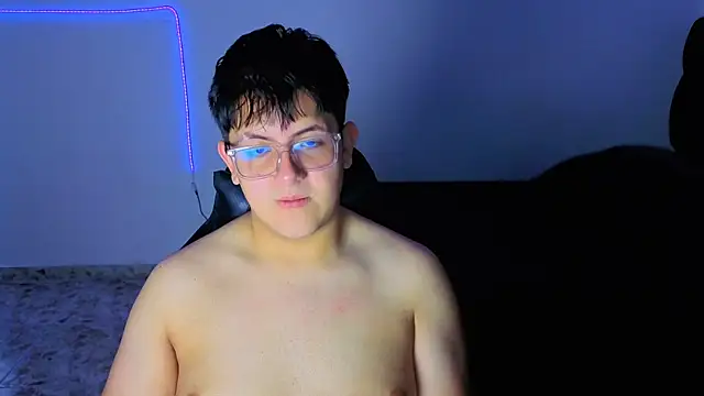 Snapshot of Ryan_Doretti chatting on November 26, 1:56 pm Ryan Doretti online show from November 26, 1:56 pm