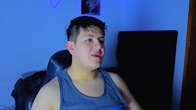 Snapshot of Ryan_Doretti chatting on November 29, 12:41 pm Ryan Doretti online show from November 29, 12:41 pm