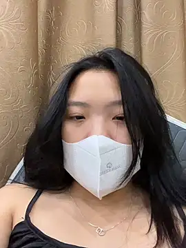 Snapshot of Thuylinh05 chatting on September 24, 4:32 pm Thuylinh05 online show from September 24, 4:32 pm