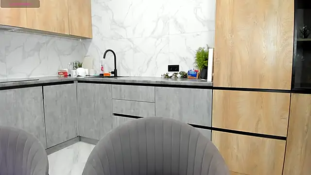 extra wet dry online show from February 4, 2:28 am