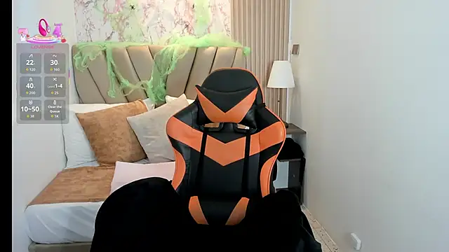 Yuna  Min online show from October 12, 2:27 pm