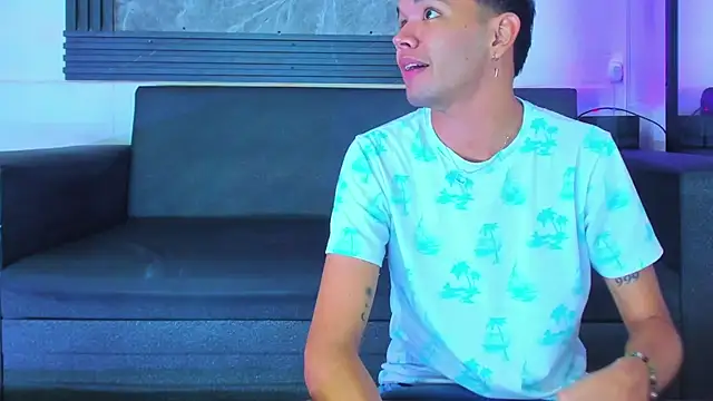 Snapshot of jeremytonner chatting on November 3, 3:52 am jeremytonner online show from November 3, 3:52 am