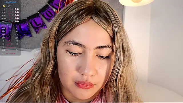 Madii smith online show from October 21, 1:12 pm