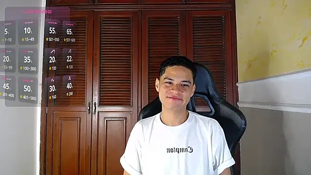 Snapshot of edy_play chatting on September 12, 3:17 am edy play online show from September 12, 3:17 am
