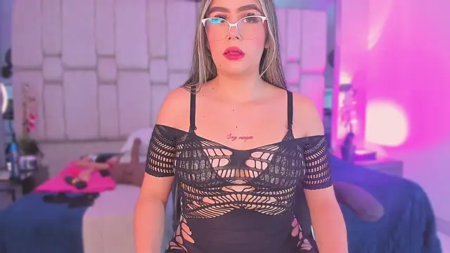 Snapshot of Samarafernandez chatting on September 26, 3:54 am Samarafernandez online show from September 26, 3:54 am