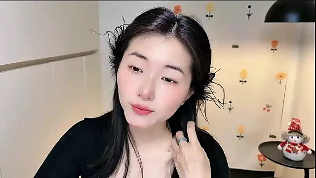 Snapshot of Rosalind_xixi chatting on April 16, 1:39 am Rosalind xixi online show from April 16, 1:39 am