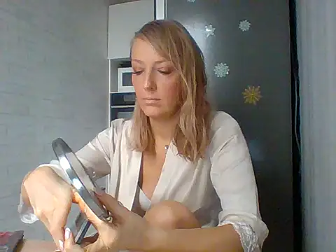 Vexxaa online show from December 22, 9:28 am