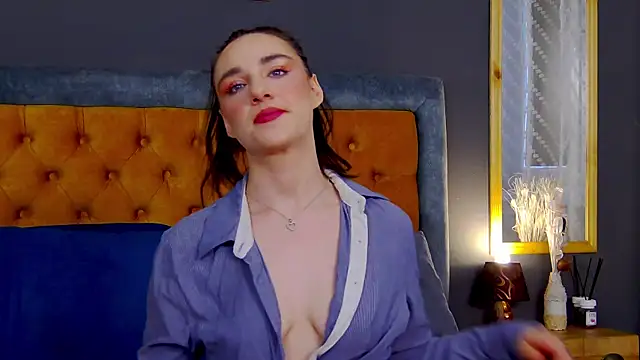 Jessica White  online show from May 8, 3:56 am