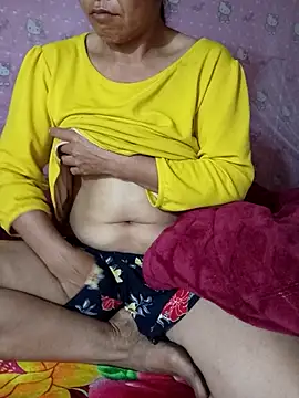 TinTin321 online show from March 3, 9:31 pm