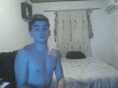 Snapshot of Rodrigo99_9 chatting on April 21, 8:01 pm Rodrigo99 9 online show from April 21, 8:01 pm