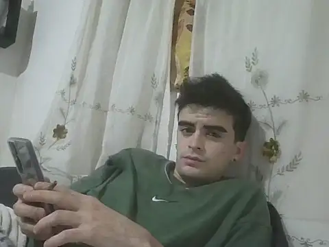 Snapshot of Rodrigo99_9 chatting on April 23, 5:15 pm Rodrigo99 9 online show from April 23, 5:15 pm