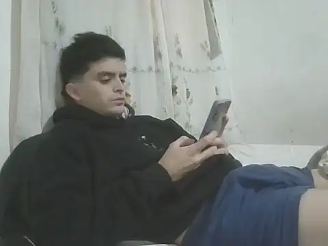 Snapshot of Rodrigo99_9 chatting on April 30, 2:56 pm Rodrigo99 9 online show from April 30, 2:56 pm