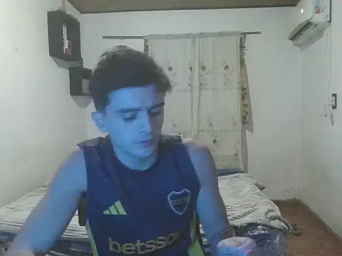 Snapshot of Rodrigo99_9 chatting on May 5, 4:20 am Rodrigo99 9 online show from May 5, 4:20 am