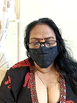 heera-rani online show from May 10, 5:12 am