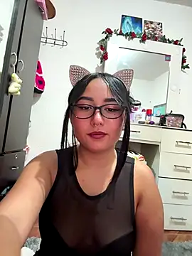 Snapshot of saranghae_ chatting on October 26, 2:39 am saranghae online show from October 26, 2:39 am