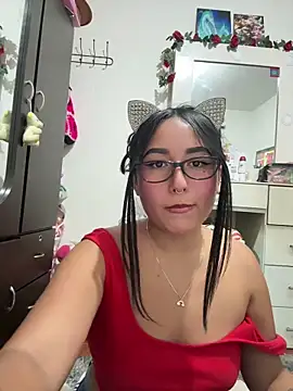 Snapshot of saranghae_ chatting on October 28, 3:10 am saranghae online show from October 28, 3:10 am