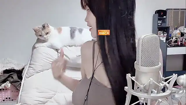 Snapshot of twlilybae chatting on March 3, 11:49 am twlilybae online show from March 3, 11:49 am
