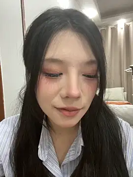 Snapshot of yuanyuanzi99 chatting on October 6, 3:53 pm yuanyuanzi99 online show from October 6, 3:53 pm