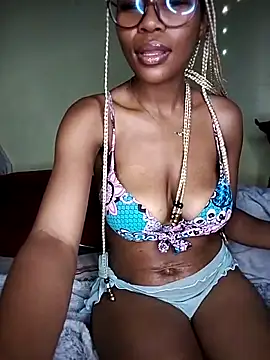 Seductive Yellow Titties online show from February 13, 2:46 pm