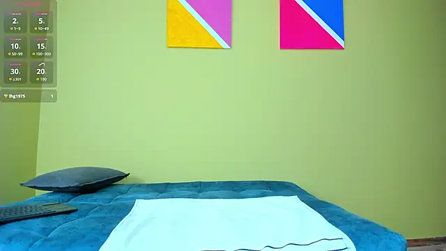 Snapshot of loreen_grey chatting on September 19, 8:09 pm loreen grey online show from September 19, 8:09 pm