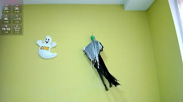 Snapshot of loreen_grey chatting on October 12, 8:19 pm loreen grey online show from October 12, 8:19 pm