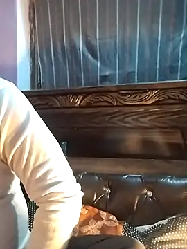 hunk28 6 online show from February 13, 3:08 pm