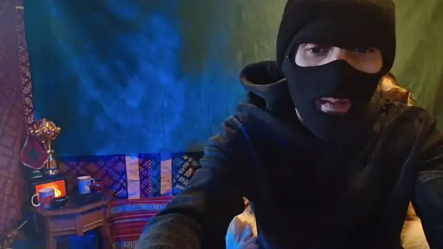 Snapshot of JUSTFORRICH chatting on January 8, 9:00 am JUSTFORRICH online show from January 8, 9:00 am