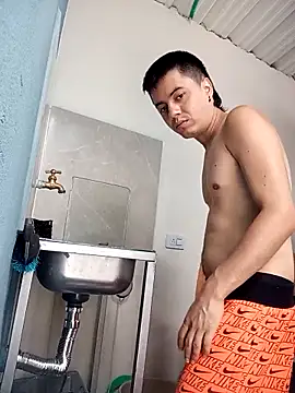 andresSalasSS online show from April 15, 4:25 pm