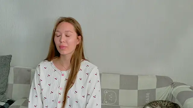 Molly Kisss online show from May 27, 11:40 am