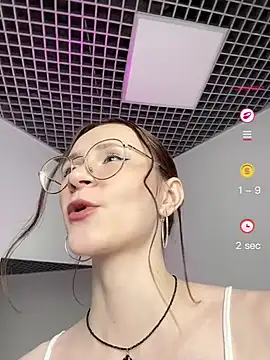 Snapshot of MartaBrent chatting on June 5, 4:35 pm MartaBrent online show from June 5, 4:35 pm