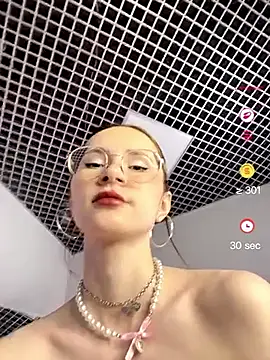 Snapshot of MartaBrent chatting on June 11, 4:49 pm MartaBrent online show from June 11, 4:49 pm