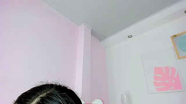 milk candy18 online show from December 2, 11:04 am