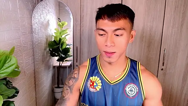 PinooyMilker online show from November 4, 2:43 am