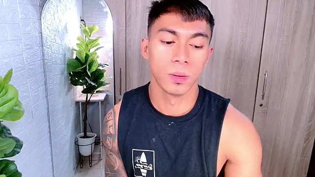 PinooyMilker online show from November 5, 3:06 am