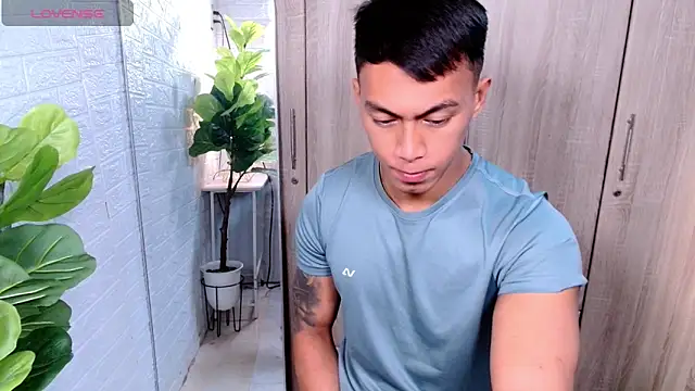 PinooyMilker online show from January 12, 4:39 am