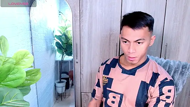 PinooyMilker online show from February 19, 1:23 am