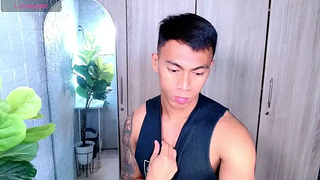 PinooyMilker online show from February 26, 3:11 pm