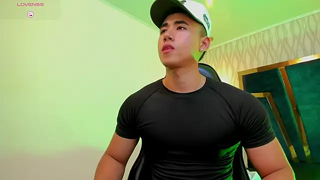 Draven Marceaux online show from September 24, 12:47 am