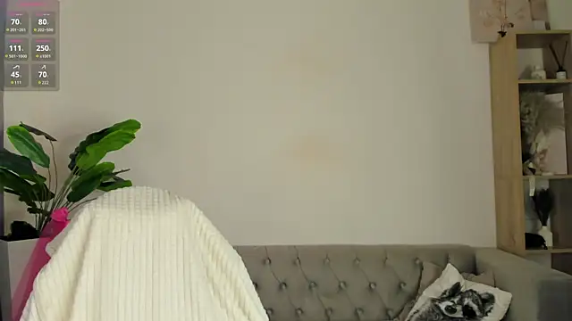 Ice Strawberry online show from March 30, 2:56 am