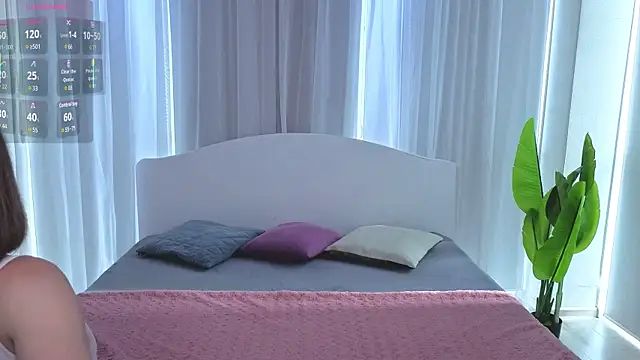 Snapshot of LuluChiiii chatting on September 29, 9:58 am LuluChiiii online show from September 29, 9:58 am