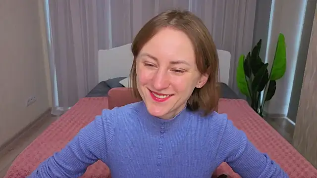 LuluChiiii online show from December 2, 10:42 am