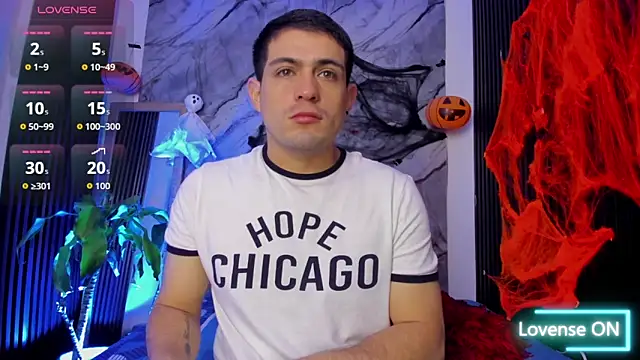 Snapshot of William_Steel_ chatting on October 9, 12:03 pm William Steel  online show from October 9, 12:03 pm