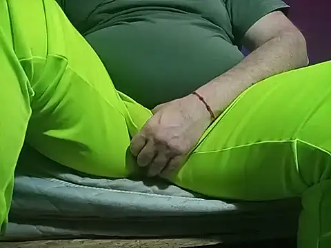 BabyBearMilk online show from November 10, 2:21 am