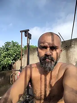 Snapshot of thelastsaintt chatting on October 31, 2:12 am thelastsaintt online show from October 31, 2:12 am