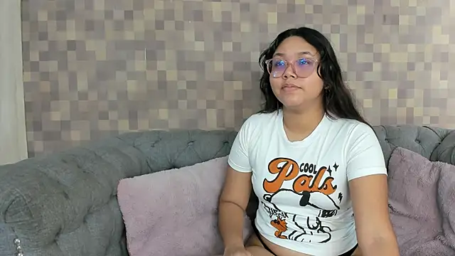 Snapshot of shanon_marel chatting on September 28, 12:21 pm shanon marel online show from September 28, 12:21 pm