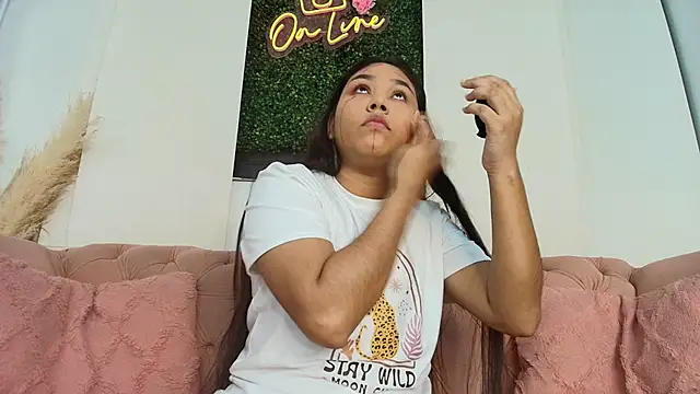 Snapshot of shanon_marel chatting on October 10, 12:15 pm shanon marel online show from October 10, 12:15 pm