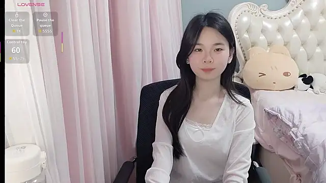 Cand0 online show from May 13, 2:58 pm