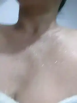 Nala1986 online show from October 6, 11:35 pm