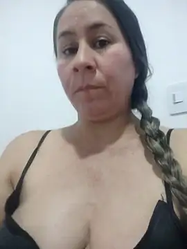 Nala1986 online show from November 17, 11:54 pm