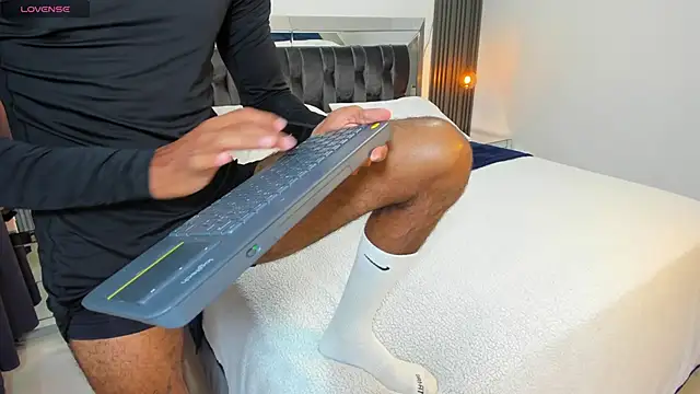 MARC THOMPSON  online show from September 9, 3:55 pm